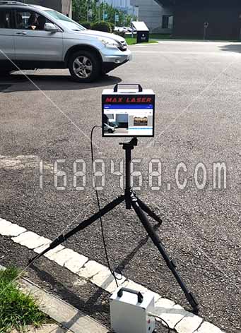 村镇道路限速采用流动式雷达测速仪